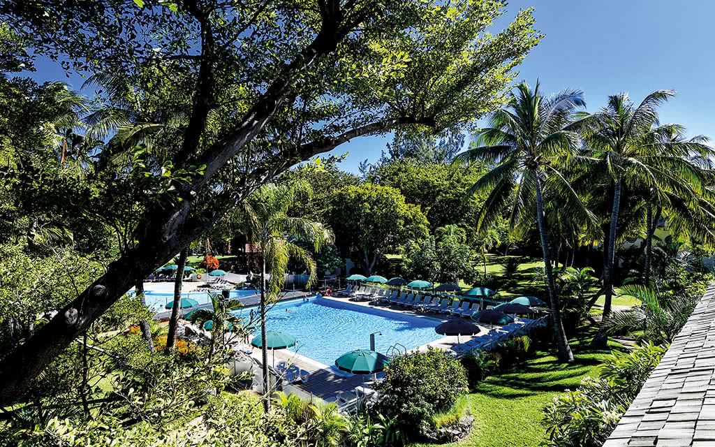 COMBINÉ 2 ILES : RÉUNION + ILE MAURICE Relais de l'Hermitage Saint-Gilles + Domaine de Grand Baie 14 nuits