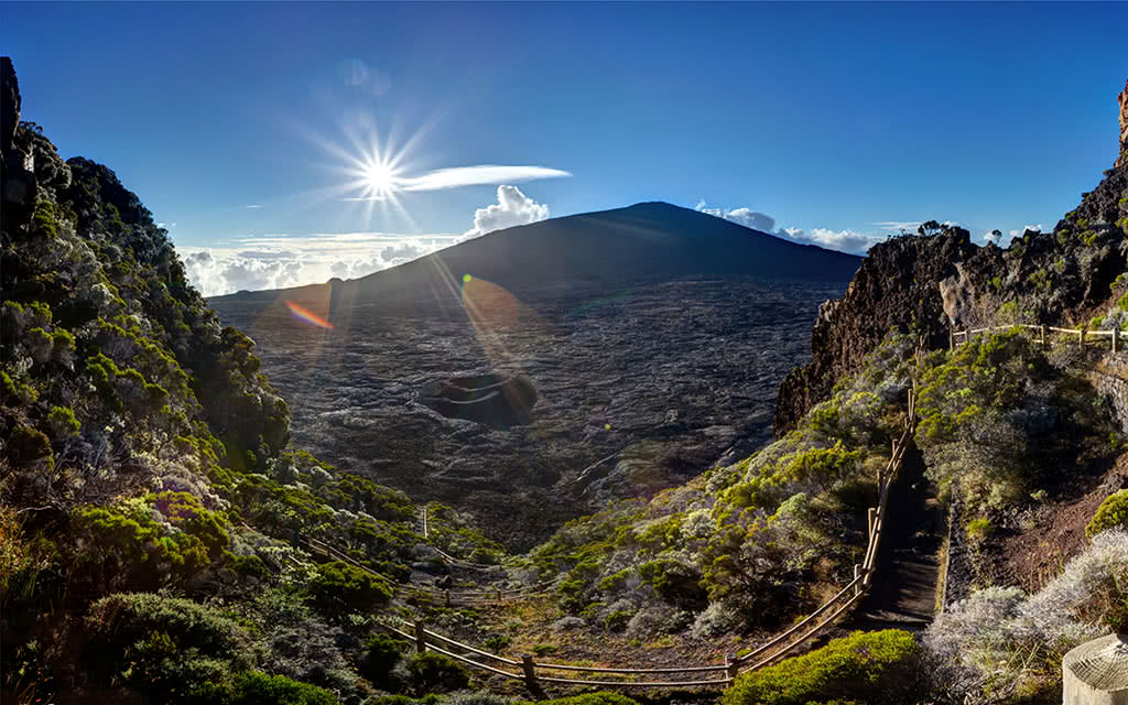 COMBINE 2 ILES RÉUNION + MAURICE : Autotour Sites en Sites Standard + Domaine de Grand Baie - 14 Nuits